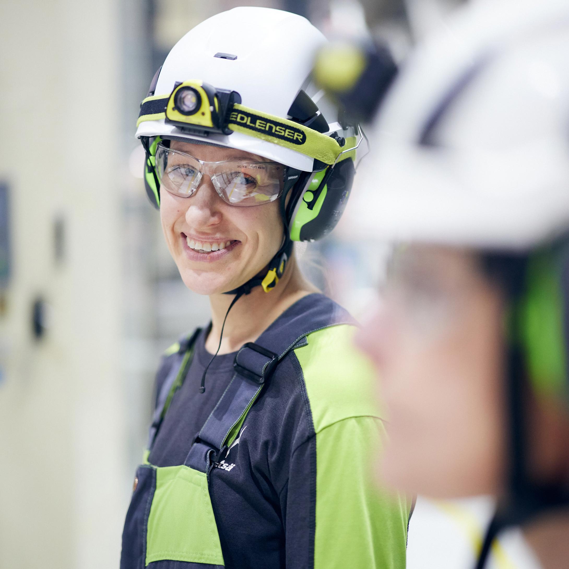 Jobba på en fabrik i Husum | Lediga tjänster