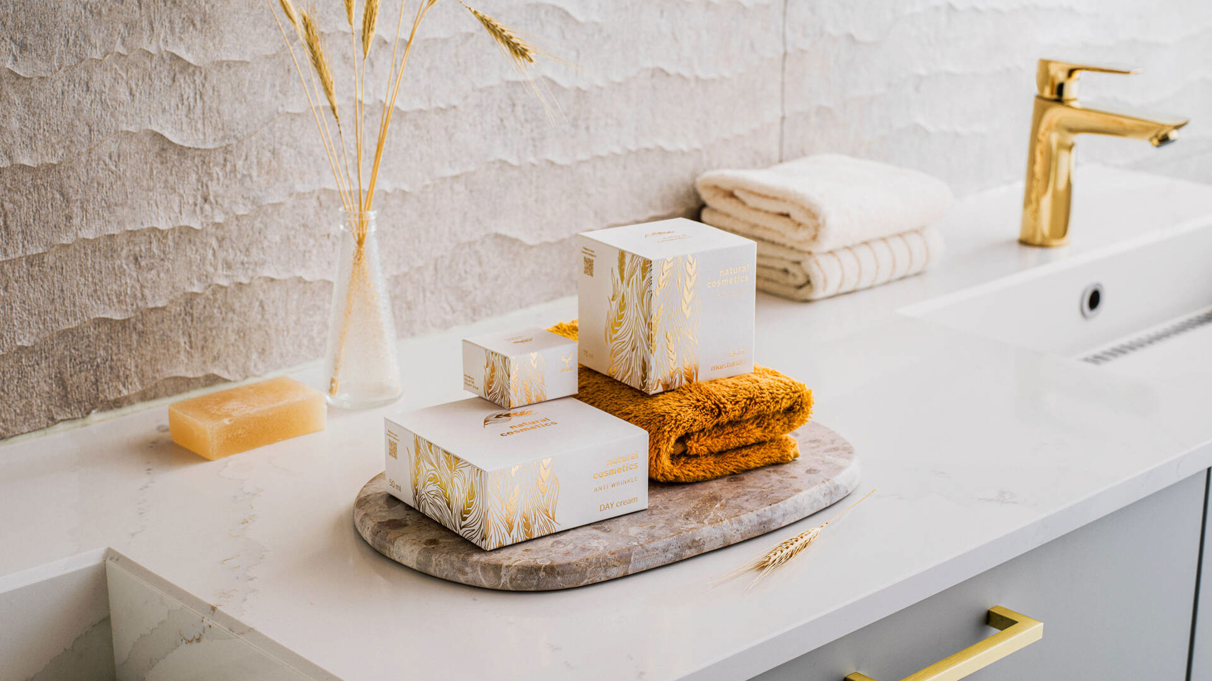 Meeting the Moment: MetsäBoard Natural FBB aligns with evolving brand packaging trends