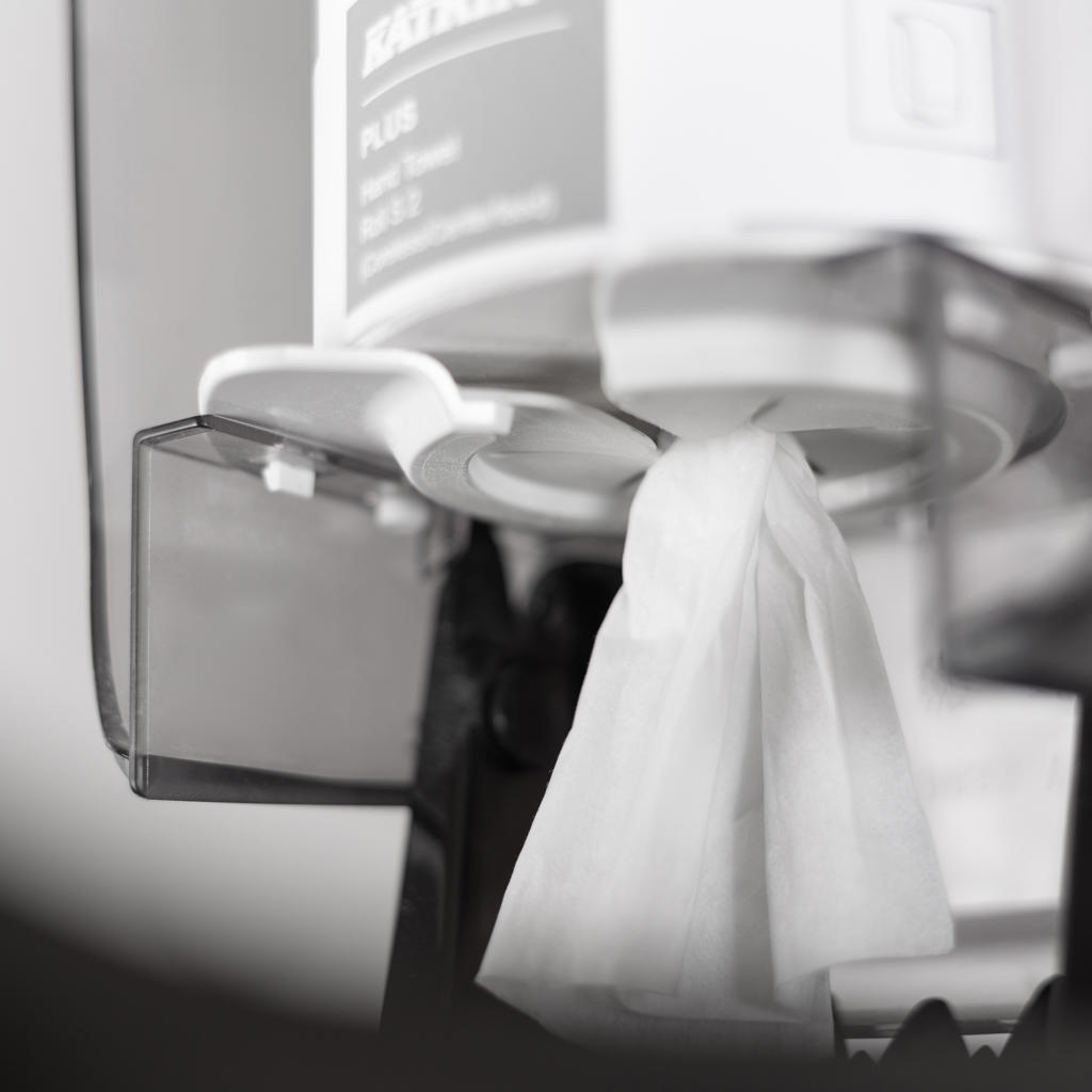Easy to load a new roll. Just pull the paper out a little and feed it through the slot.