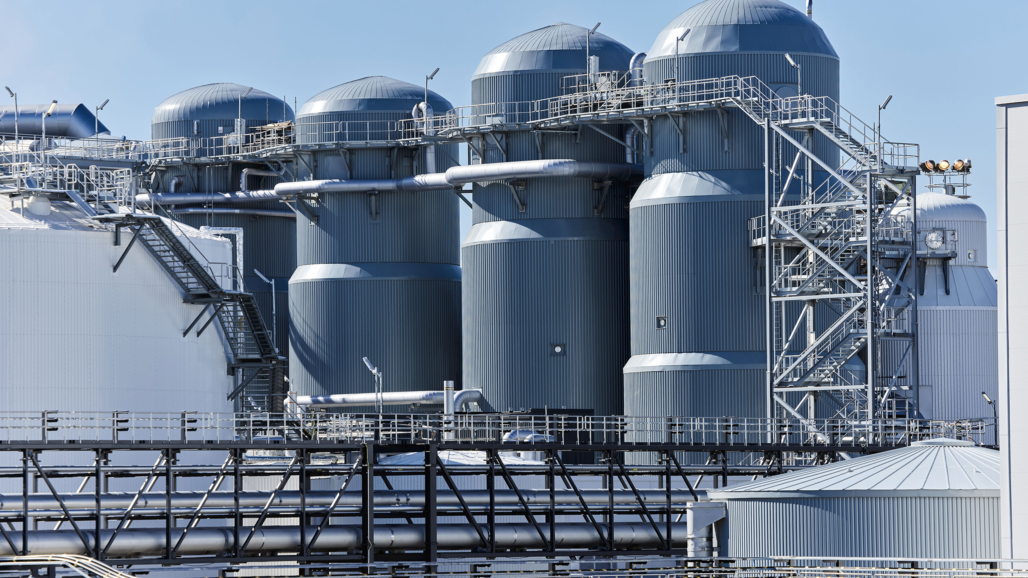 Recycling of chemicals used in pulp production process