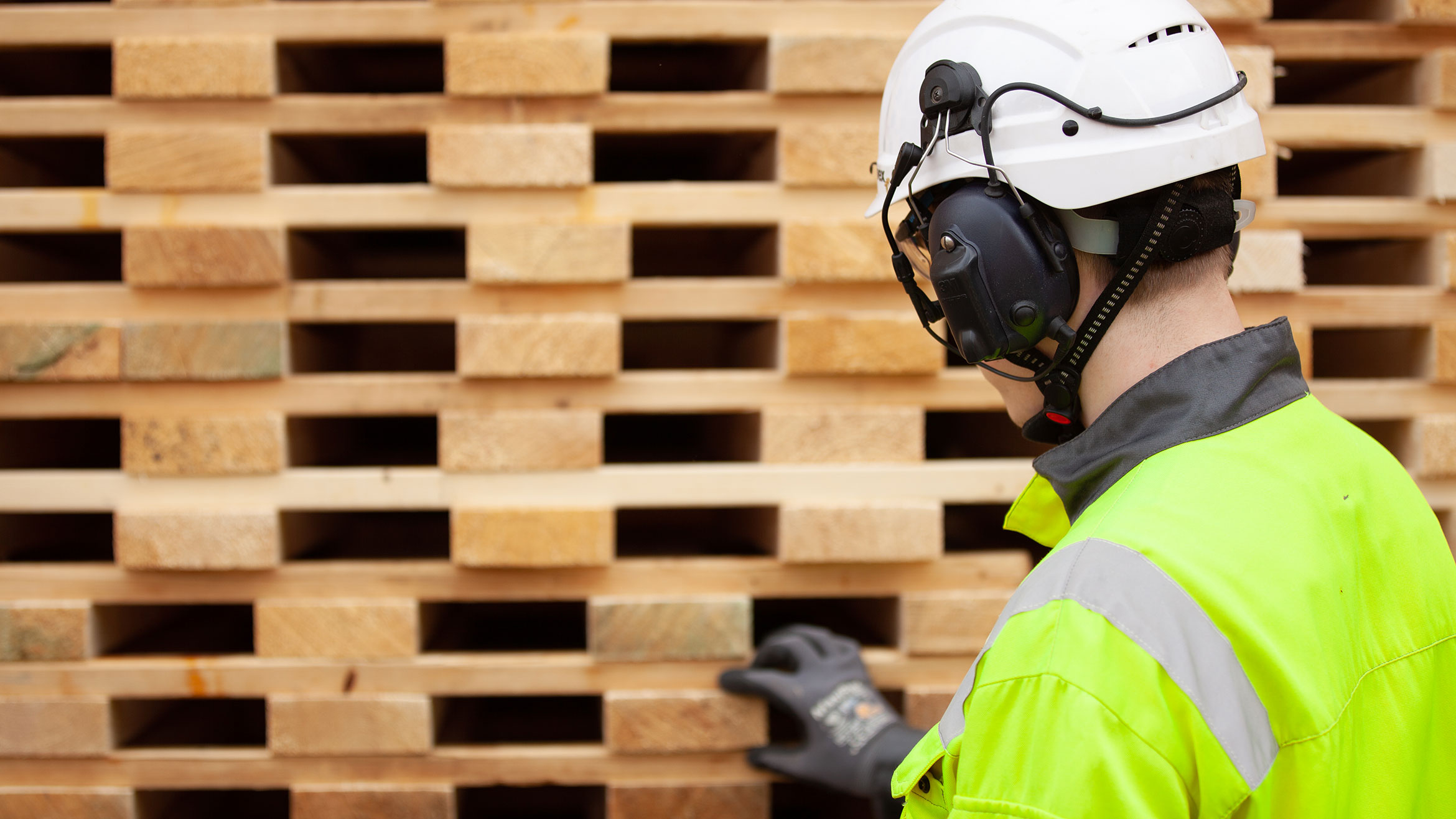 05-Hero-sawn-timber-drying-in-stack.jpg