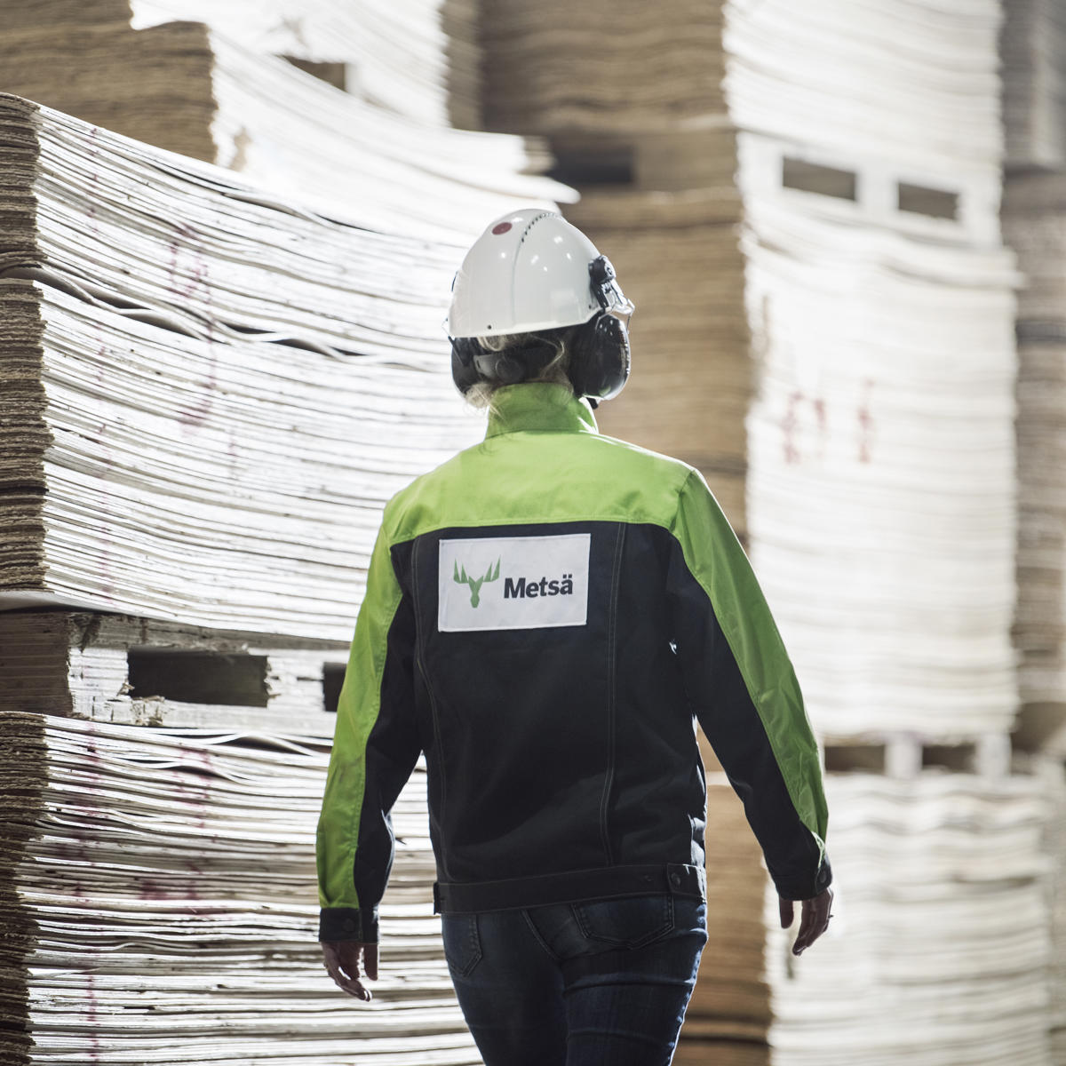 Mitigating climate change: Fossil-free production, products, and packaging.