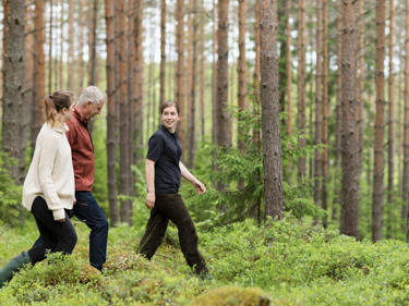 Co-operation with forest owners