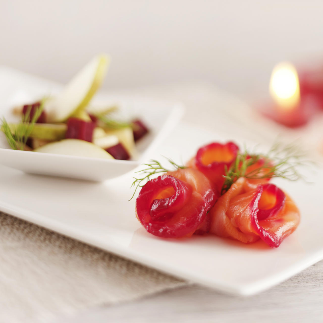 Raw-spiced salmon with beet